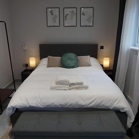 Luxury 5Bd Suite Guest House Londra Esterno foto