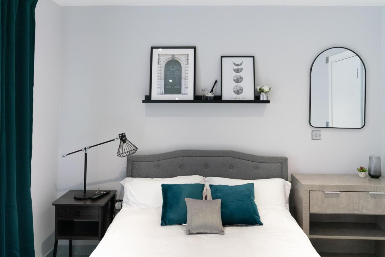 Luxury 5Bd Suite Guest House Londra Esterno foto