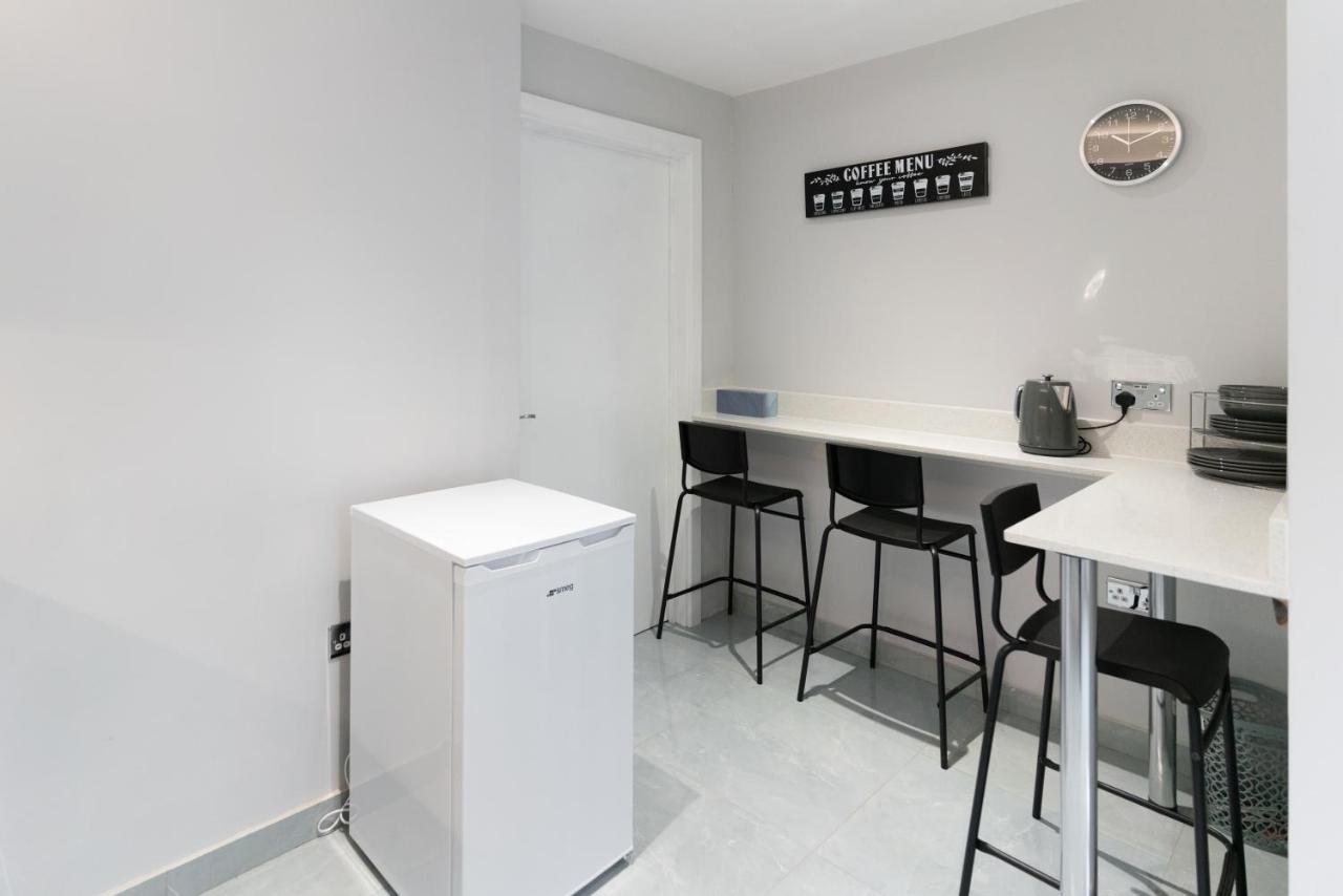 Luxury 5Bd Suite Guest House Londra Esterno foto