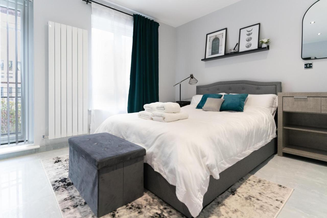 Luxury 5Bd Suite Guest House Londra Esterno foto