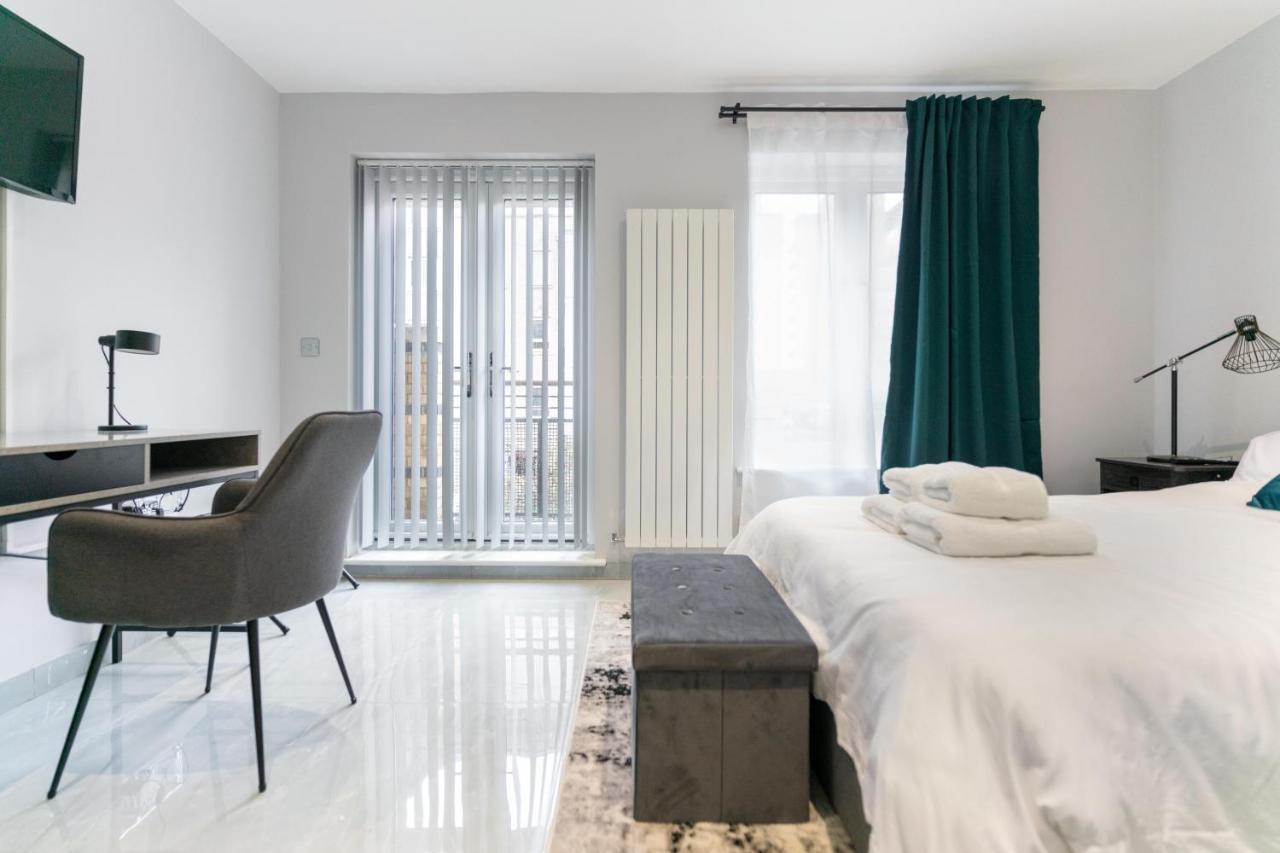 Luxury 5Bd Suite Guest House Londra Esterno foto