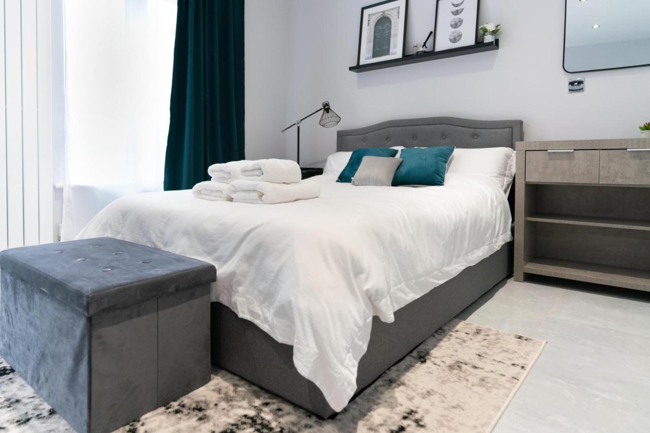 Luxury 5Bd Suite Guest House Londra Esterno foto