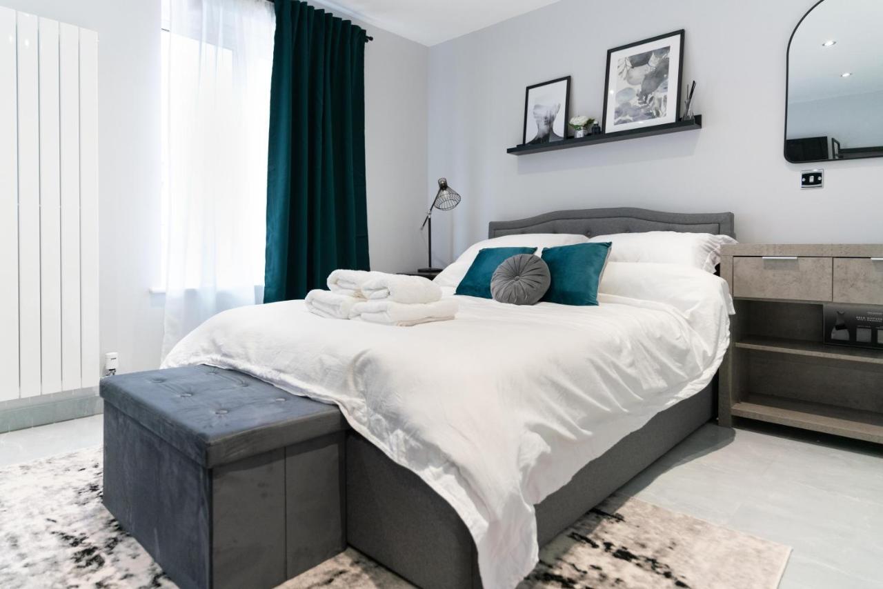 Luxury 5Bd Suite Guest House Londra Esterno foto