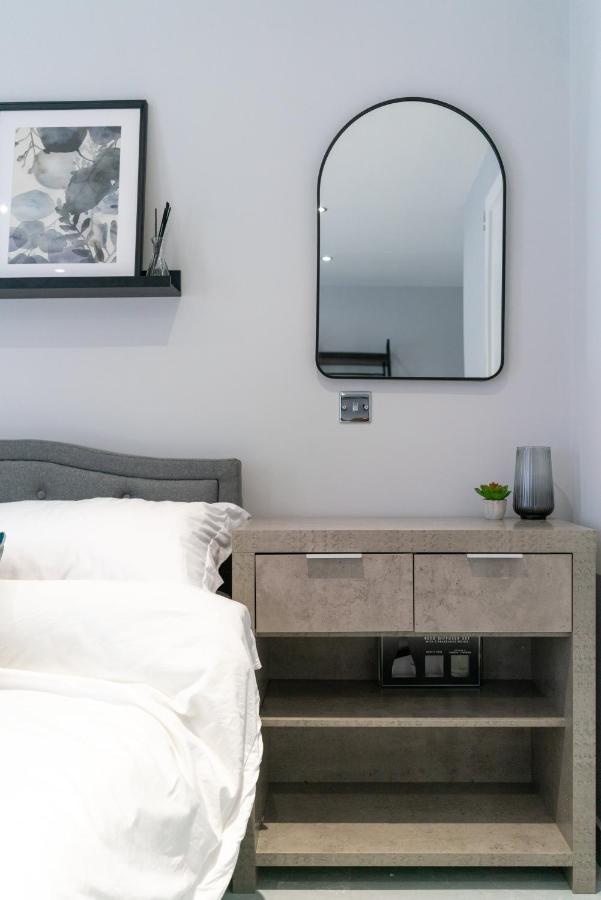 Luxury 5Bd Suite Guest House Londra Esterno foto