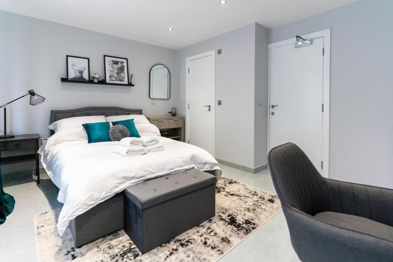Luxury 5Bd Suite Guest House Londra Esterno foto