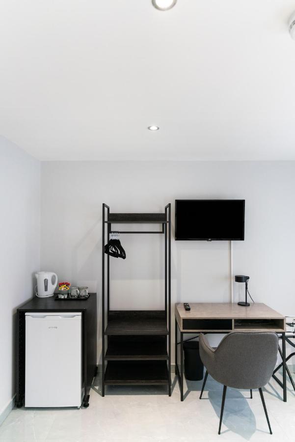 Luxury 5Bd Suite Guest House Londra Esterno foto