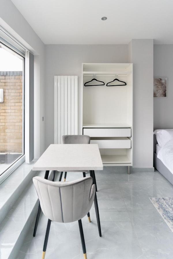 Luxury 5Bd Suite Guest House Londra Esterno foto